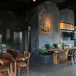 In Gallery & 3*