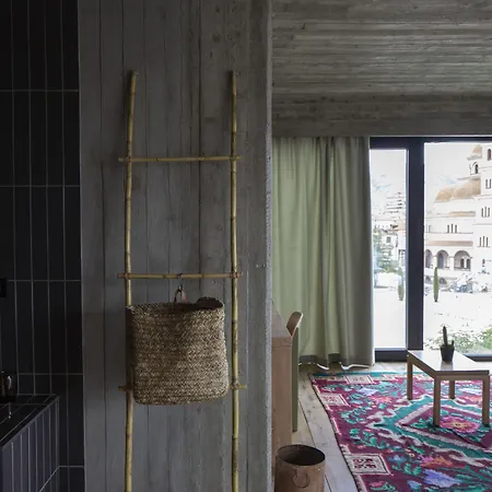 Hotel In Gallery & 3*