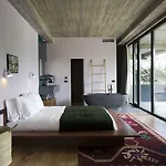 Hotel In Gallery &