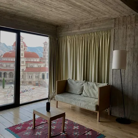 Hotel In Gallery &