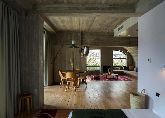 酒店 In Gallery & 科尔察